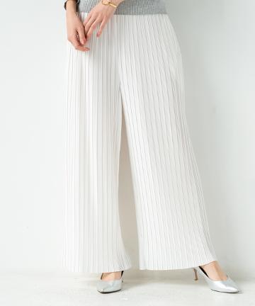 プリーツワイドパンツ