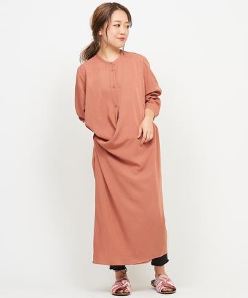 ボタン留めレイヤーワンピース