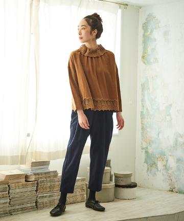チュール刺繍プルオーバーブラウス