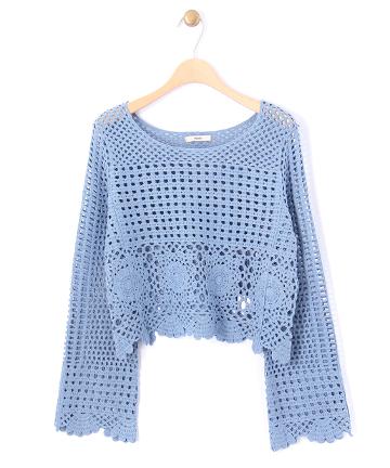 透かし編みニット