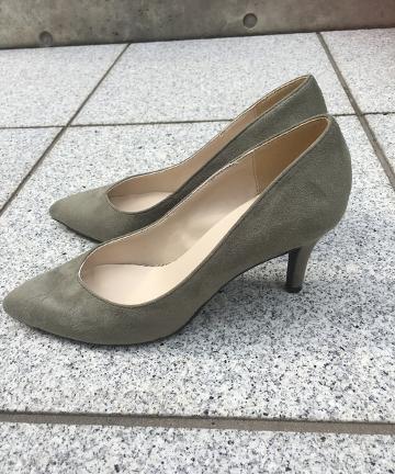 フロントVカットパンプス