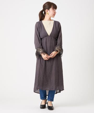 バックレースワンピース