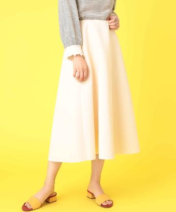 ポンチフレアスカート