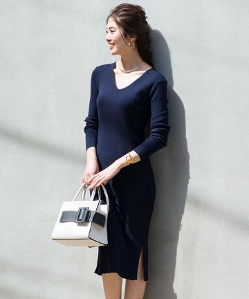 Vネックニットワンピース