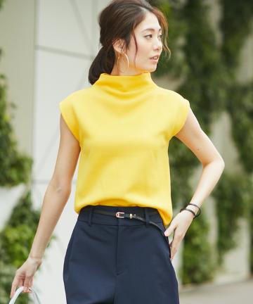 ボトルネックニット