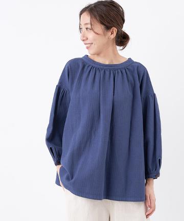ウッドボタン前後ブラウス