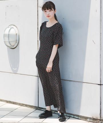 小花柄リボンワンピース