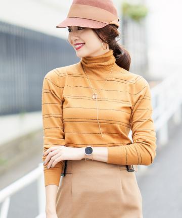 ランダムラメボーダータートルニット