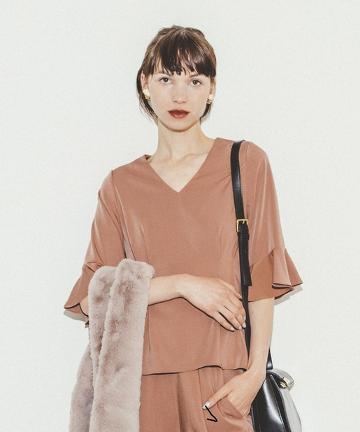 袖フレアーブラウス