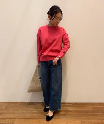 袖ボタンニット