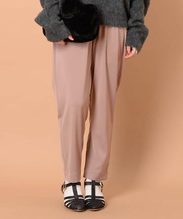 シンプルテーパードパンツ