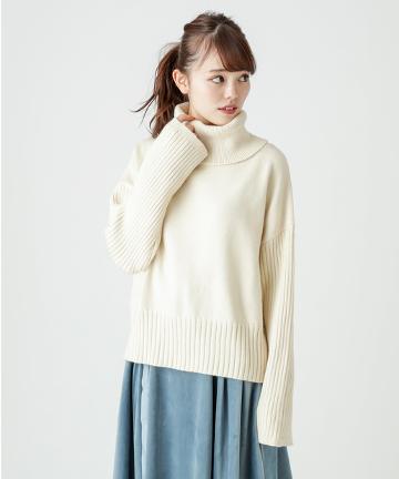 袖リブゆったりタートルニット