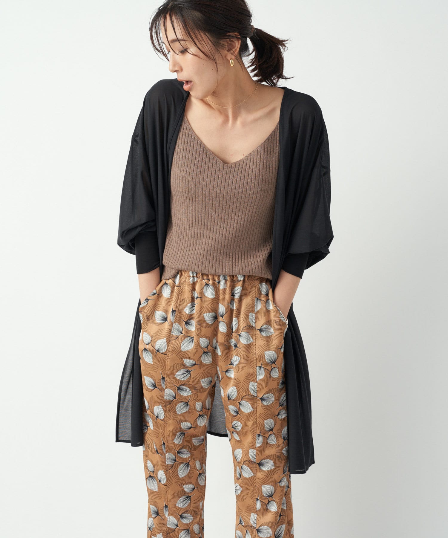 春夏の羽織りものとして大活躍 切替トッパーカーディガン Rive Droite リヴドロワ レディース Pal Closet パルクローゼット パルグループ公式ファッション通販サイト