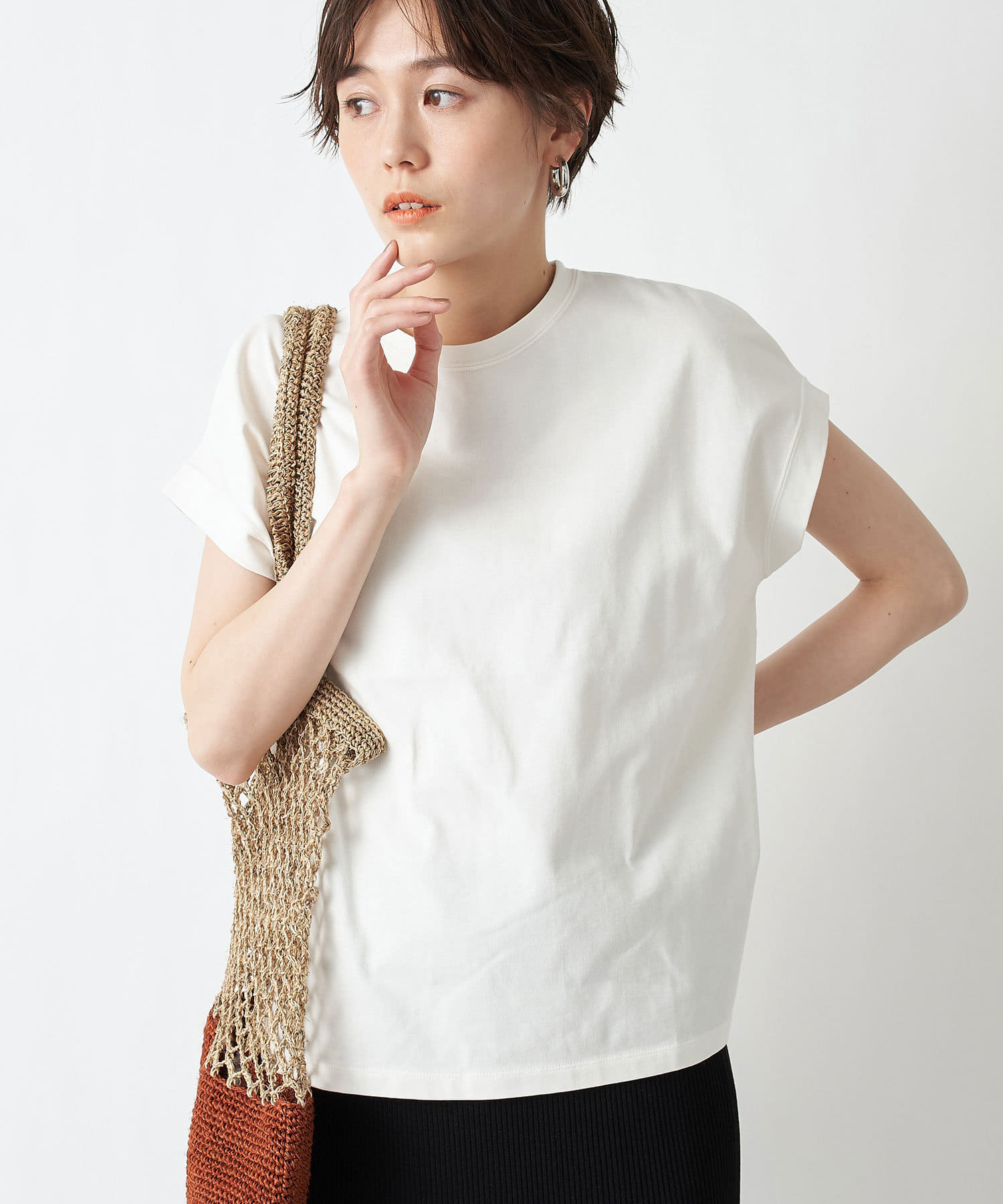 暑い時期に大活躍 洗える 汗染み防止クルーネックフレンチtシャツ Un Dix Cors アンディコール レディース Pal Closet パルクローゼット パルグループ公式ファッション通販サイト