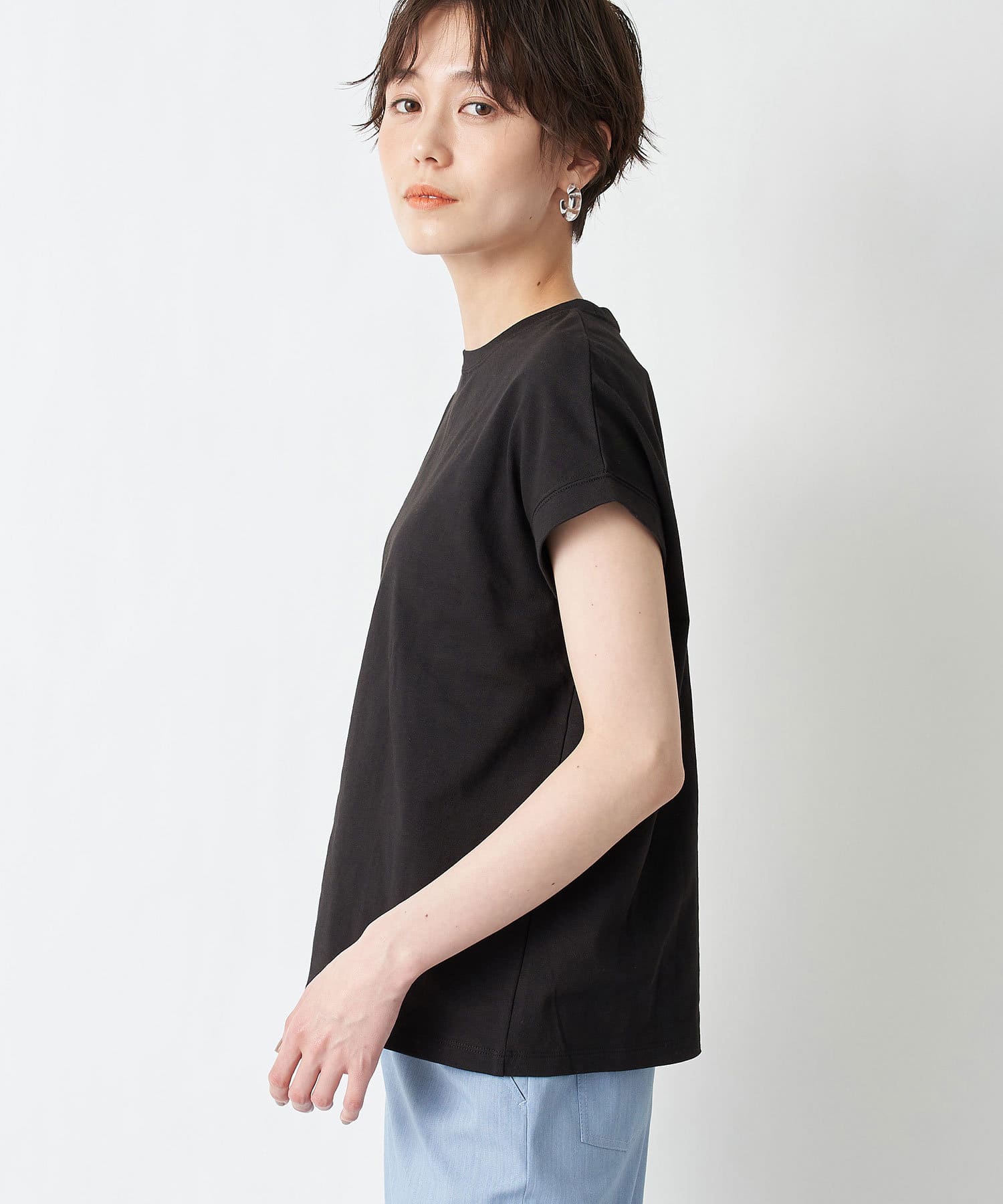 暑い時期に大活躍 洗える 汗染み防止クルーネックフレンチtシャツ Un Dix Cors アンディコール レディース Pal Closet パルクローゼット パルグループ公式ファッション通販サイト