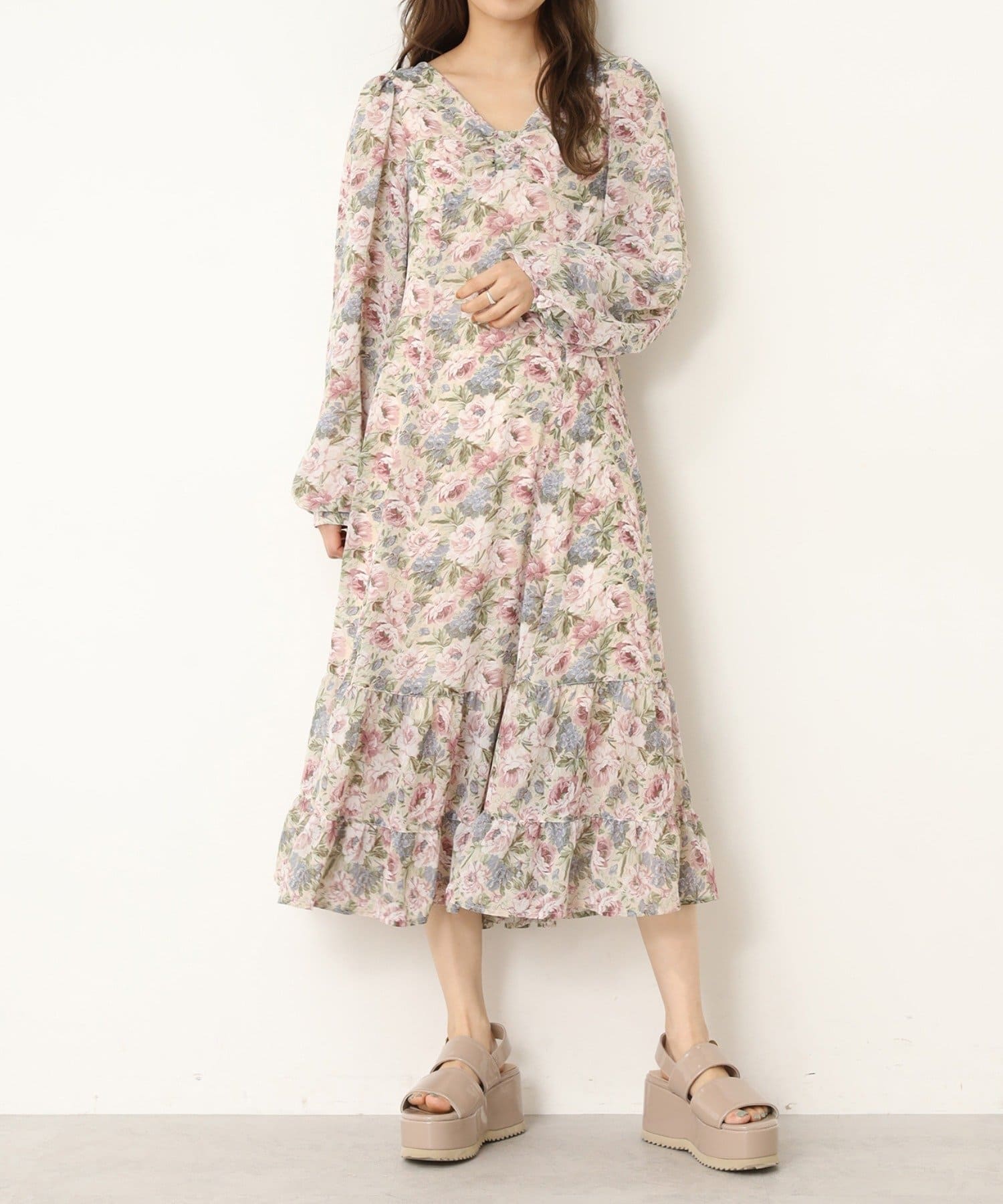 One Afteranother リボンのロングワンピース Nice Claup Outlet ナイスクラップ アウトレット レディース Pal Closet パルクローゼット パルグループ公式ファッション通販サイト