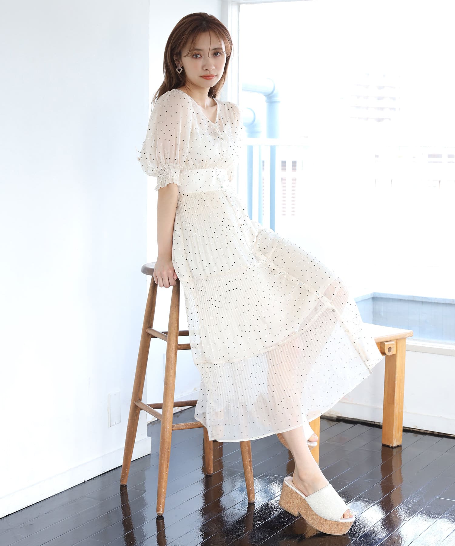 プリーツガウンワンピース One After Another Nice Claup ワンアフターアナザー ナイスクラップ レディース Pal Closet パルクローゼット パルグループ公式ファッション通販サイト