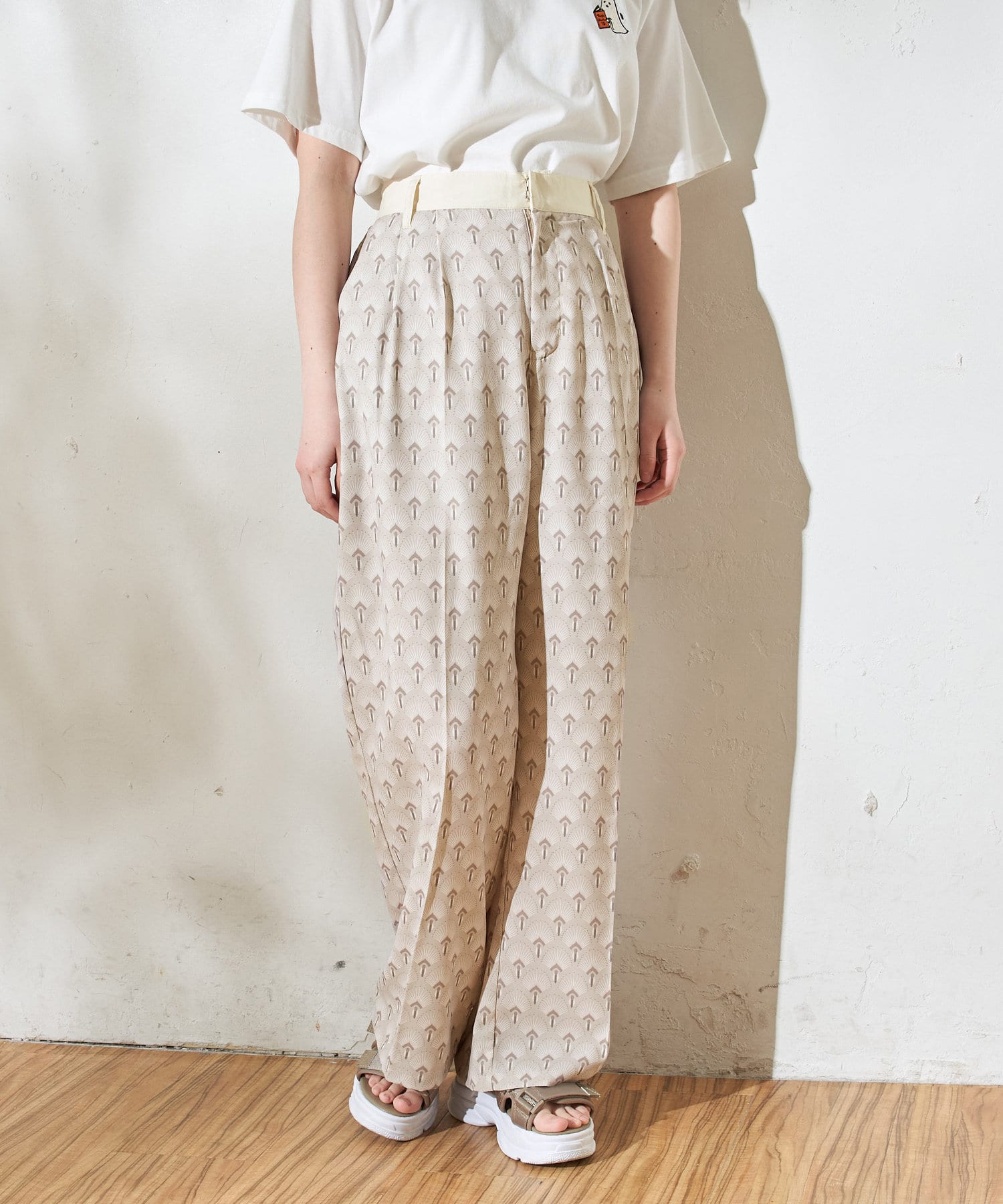 アールデコ柄ウエスト配色スラックス Olive Des Olive Outlet オリーブ デ オリーブ アウトレット レディース Pal Closet パルクローゼット パルグループ公式ファッション通販サイト