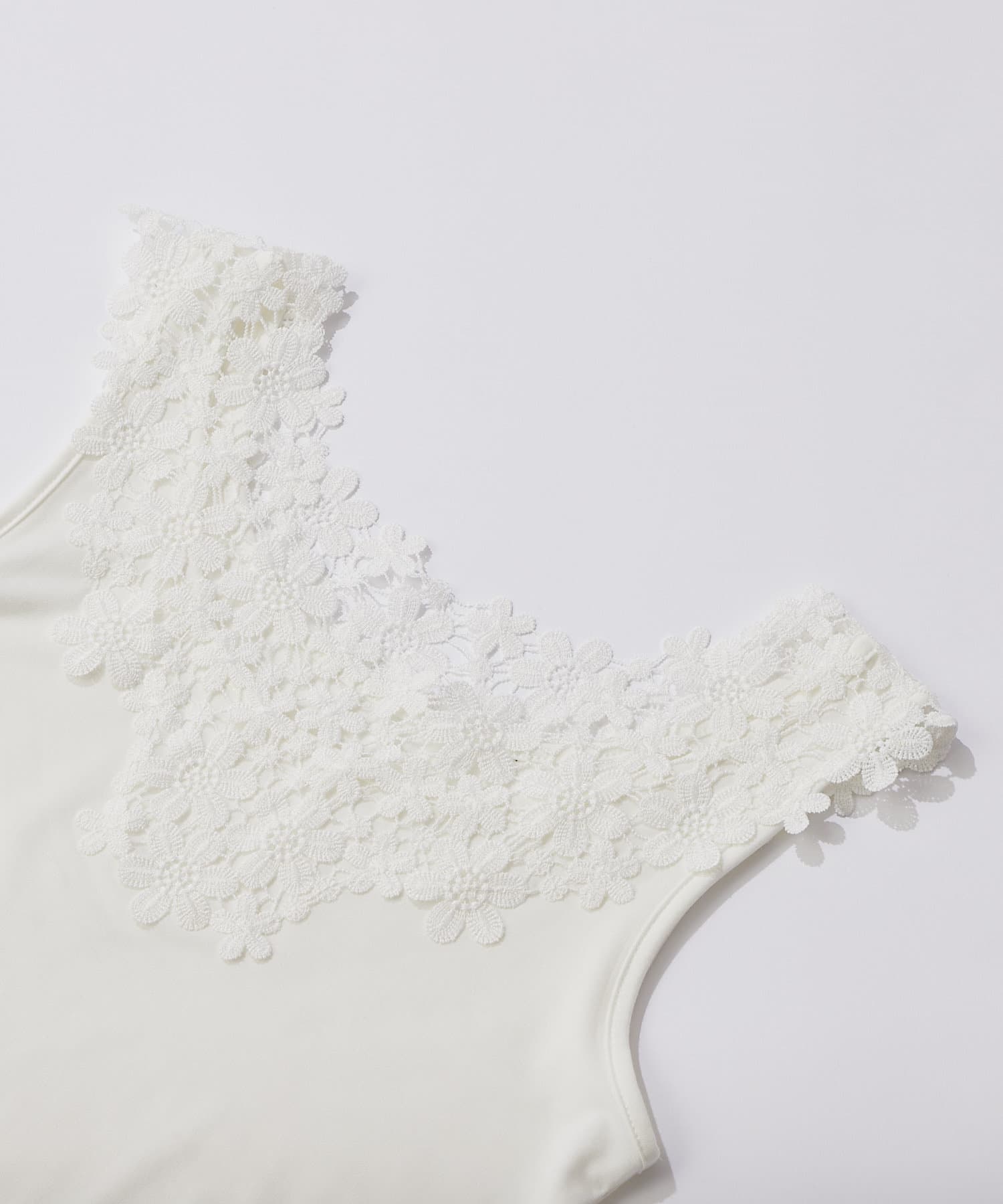 un dix cors(アンディコール) ここでしか手に入らない！【WEB限定】2WAYケミカルレースタンク