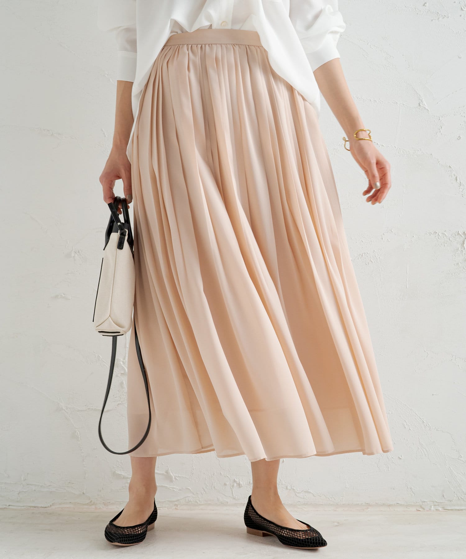 ラウンジドレスのプリーツスカート