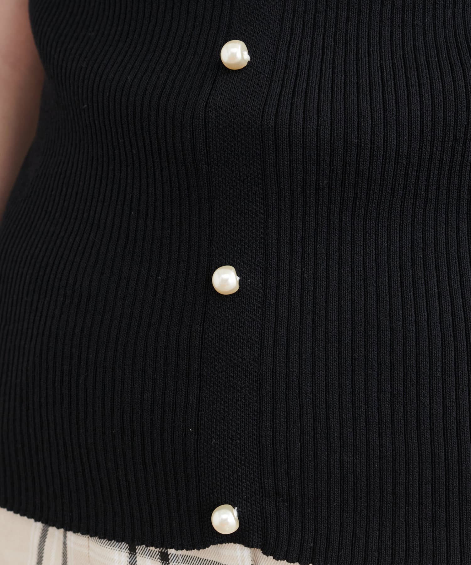 natural couture(ナチュラルクチュール) パール釦デザインひらっと衿ニット
