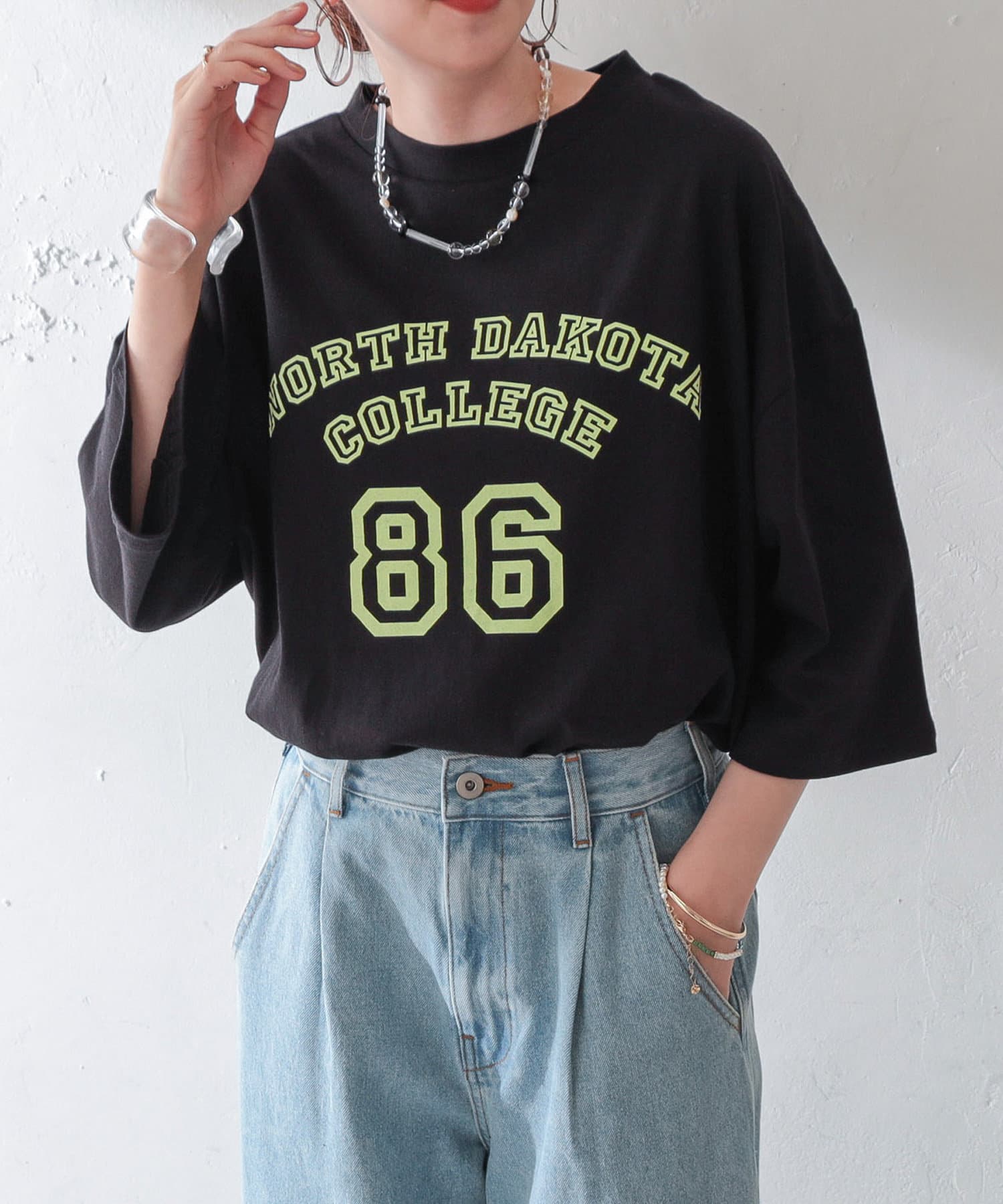 Web限定 ビッグルーズカレッジロゴtシャツ Discoat ディスコート レディース Pal Closet パルクローゼット パルグループ公式ファッション通販サイト