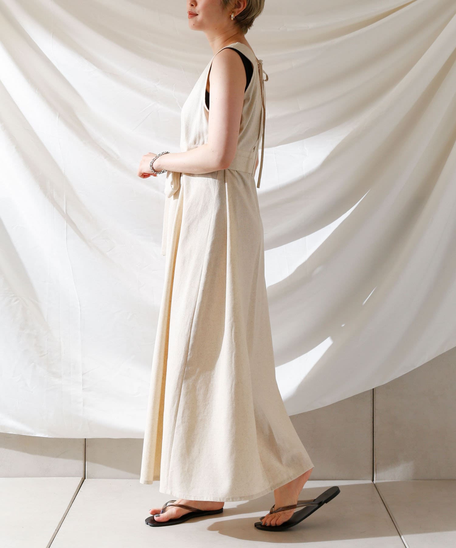 麻混バックオープンノースリワンピース Thevon ゼヴォン レディース Pal Closet パルクローゼット パルグループ公式ファッション通販サイト