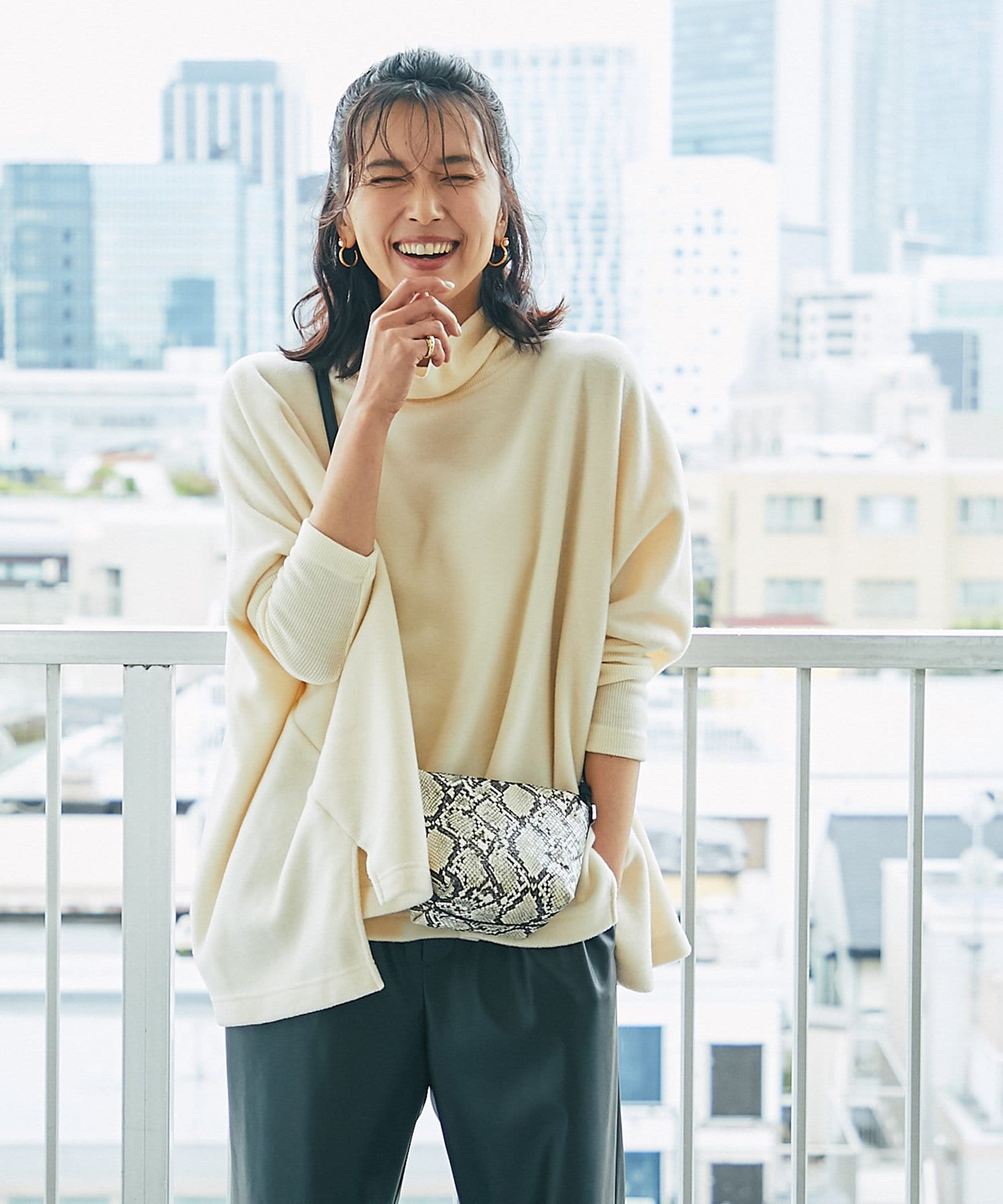 コーディネートのアクセントにも最適 型押しミニショルダー Rive Droite リヴドロワ レディース Pal Closet パルクローゼット パルグループ公式ファッション通販サイト コーディネートのアクセントにも最適 型押しミニショルダー Rive Droite リヴドロワ レディース Pal Closet パルクローゼット パルグループ公式ファッション通販サイト