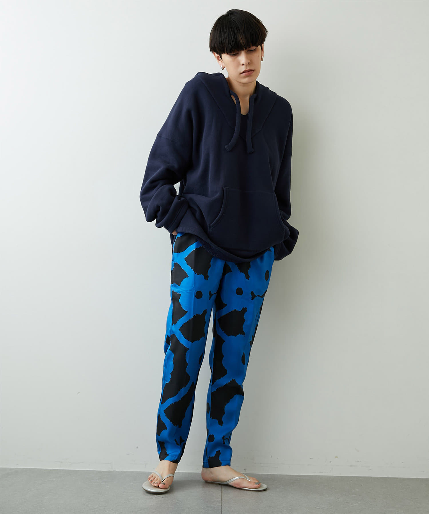 BANANATIME】シルクテーパードパンツ | Whim Gazette(ウィム ガゼット)レディース | PAL CLOSET(パルクローゼット)  - パルグループ公式ファッション通販サイト