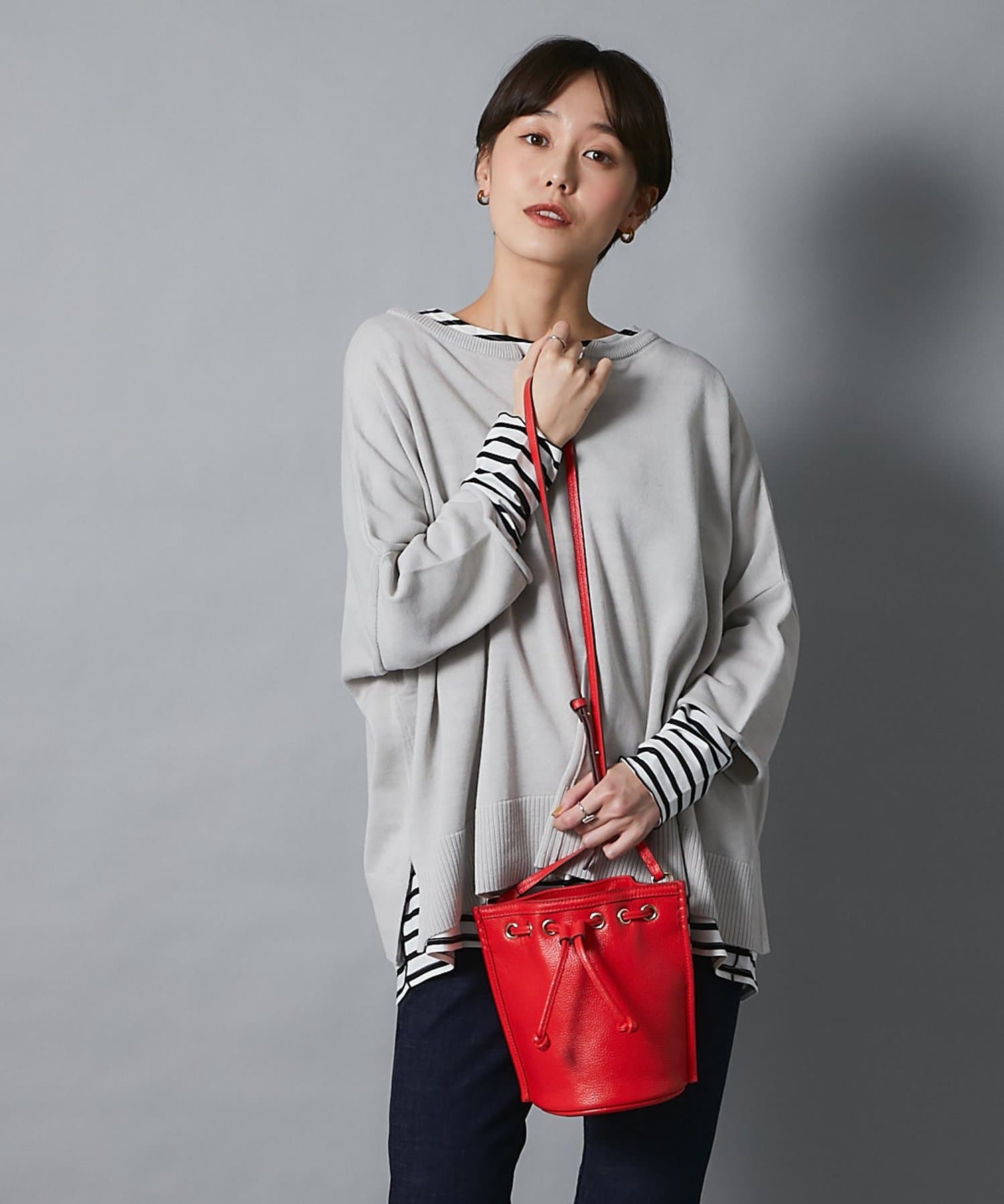 un dix cors(アンディコール) 【クラシックなデザイン】レザー巾着ショルダーバッグ