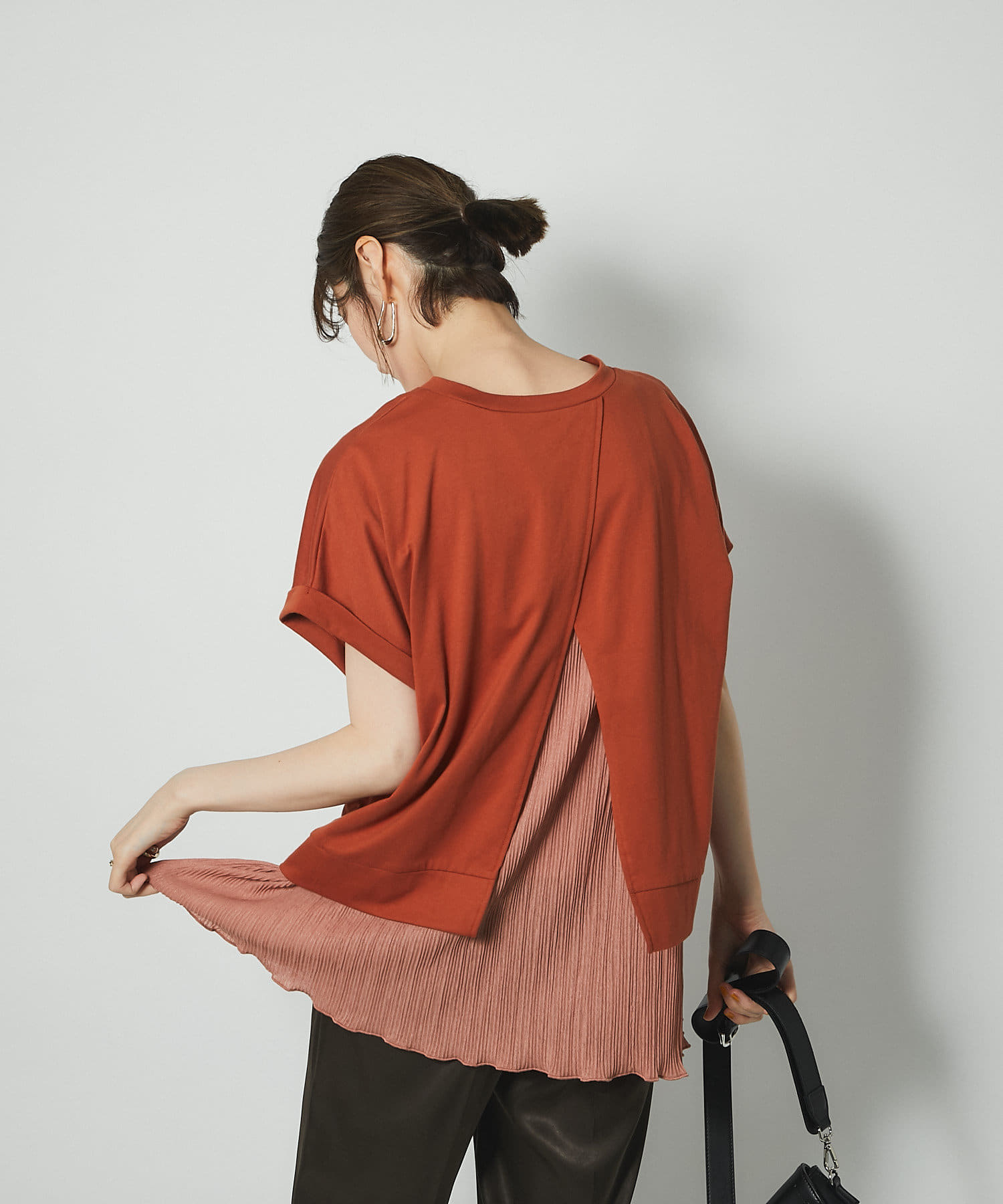 un dix cors(アンディコール) 【着るだけでコーデが決まる】プリーツレイヤードカットソー