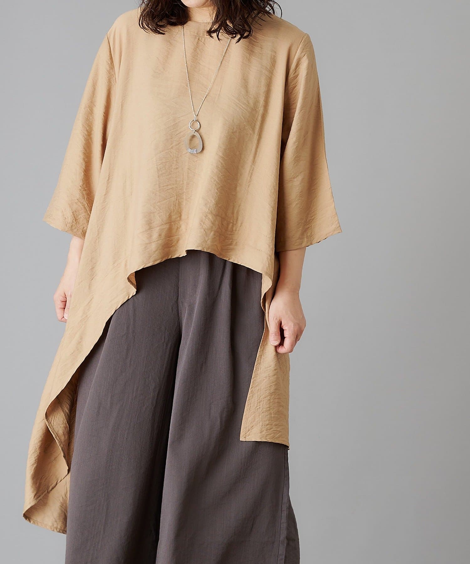 風に揺れる美シルエット アシンメトリーチュニック Pal Collection パルコレクション レディース Pal Closet パルクローゼット パルグループ公式ファッション通販サイト