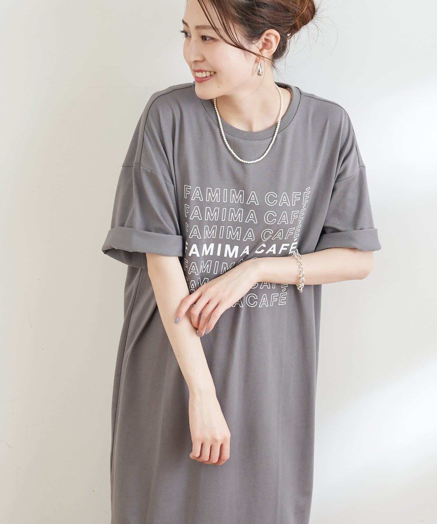 Famima Cafe ロゴプリントワンピース Ciaopanic Typy チャオパニックティピー レディース Pal Closet パルクローゼット パルグループ公式ファッション通販サイト