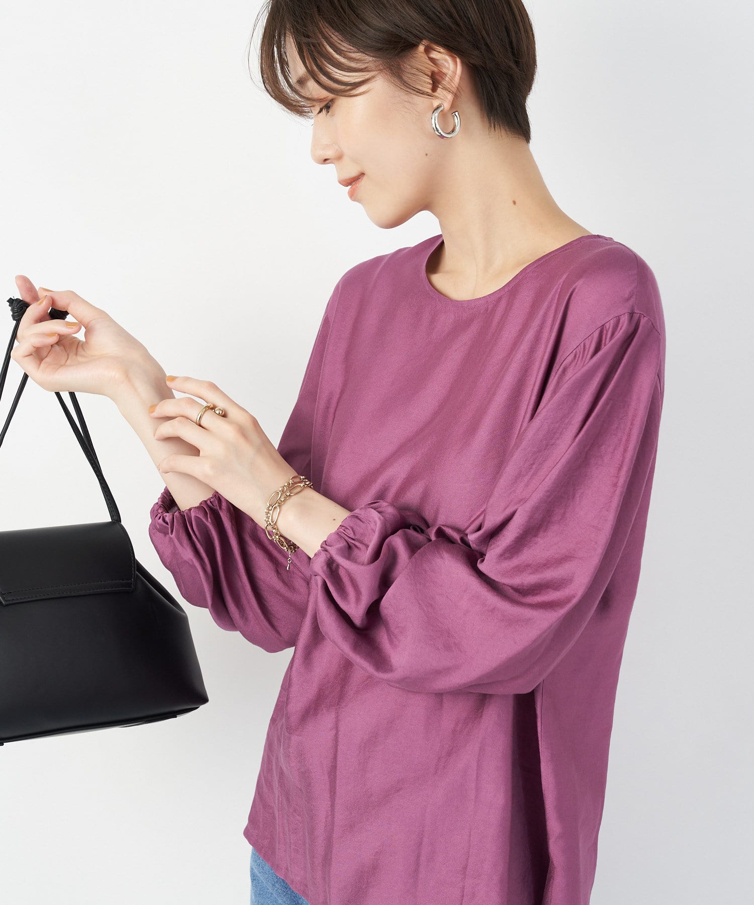 un dix cors(アンディコール) 【トレンド感溢れるシルエット】袖ツイストボリュームブラウス