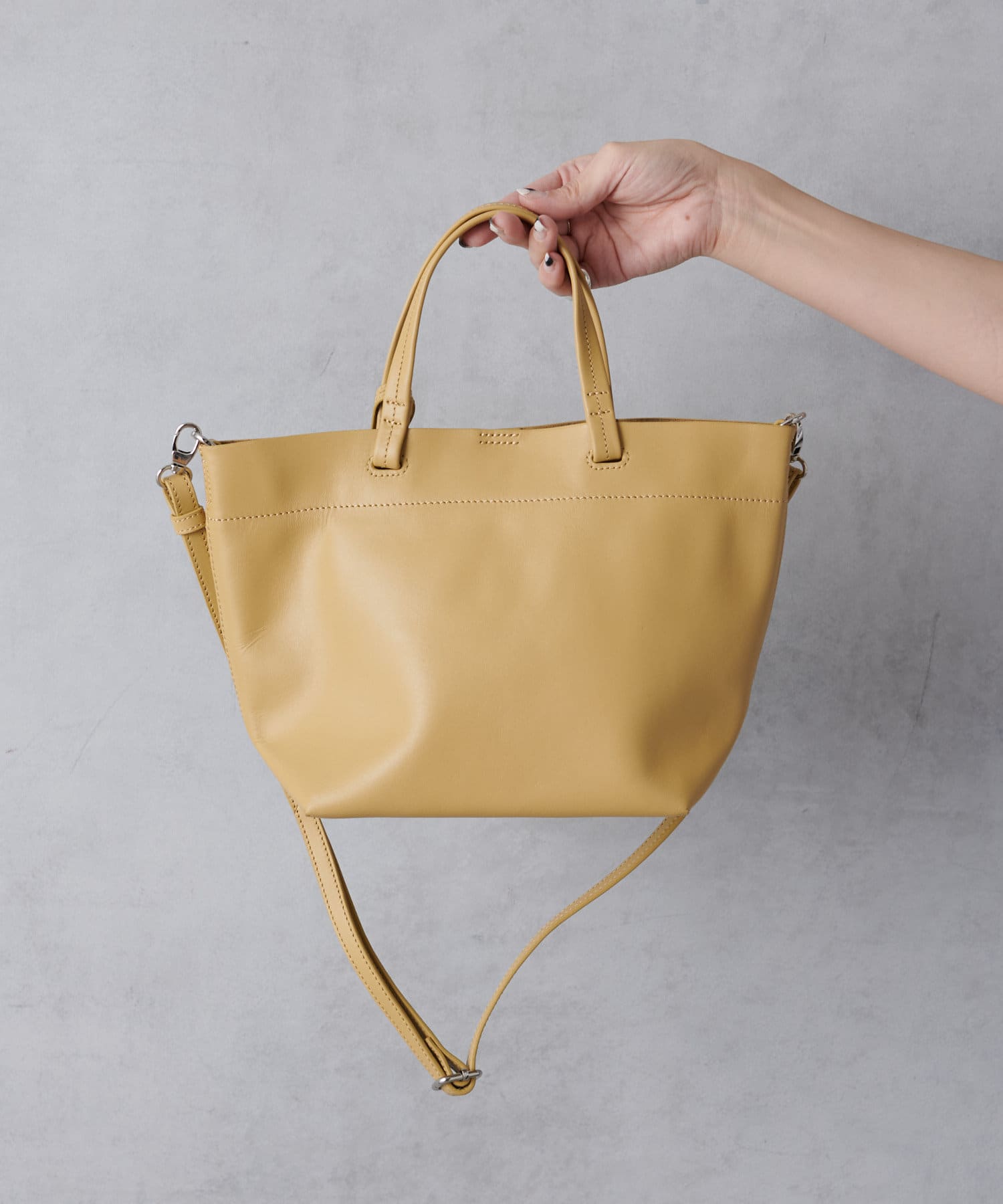 牛革 ライトスタンドトートバッグ Sサイズ Ear Papillonner イア パピヨネ レディース Pal Closet パルクローゼット パルグループ公式ファッション通販サイト