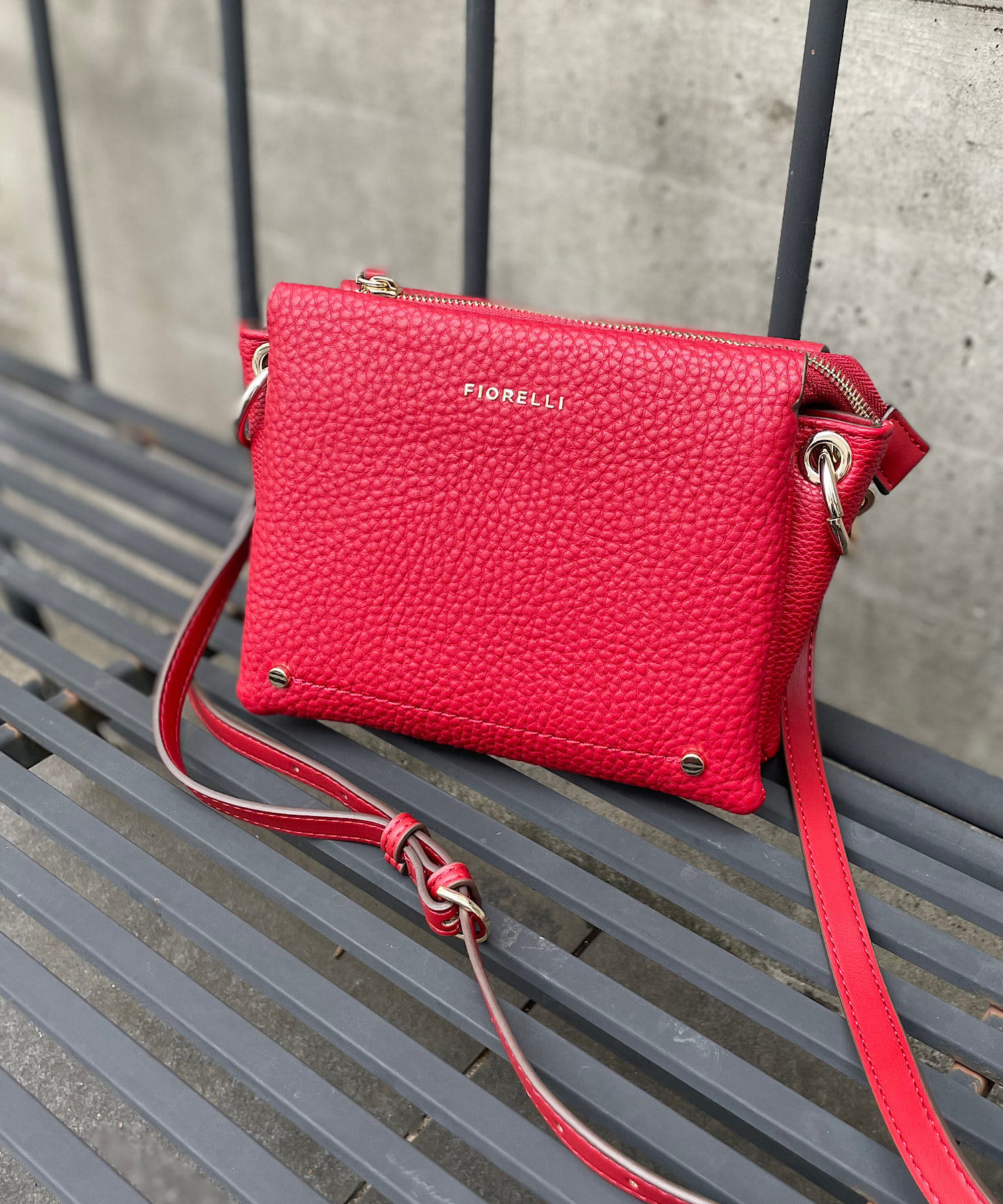 un dix cors(アンディコール) 【FIORELLI(フィオレッリ)】ミニクロスボディバッグ