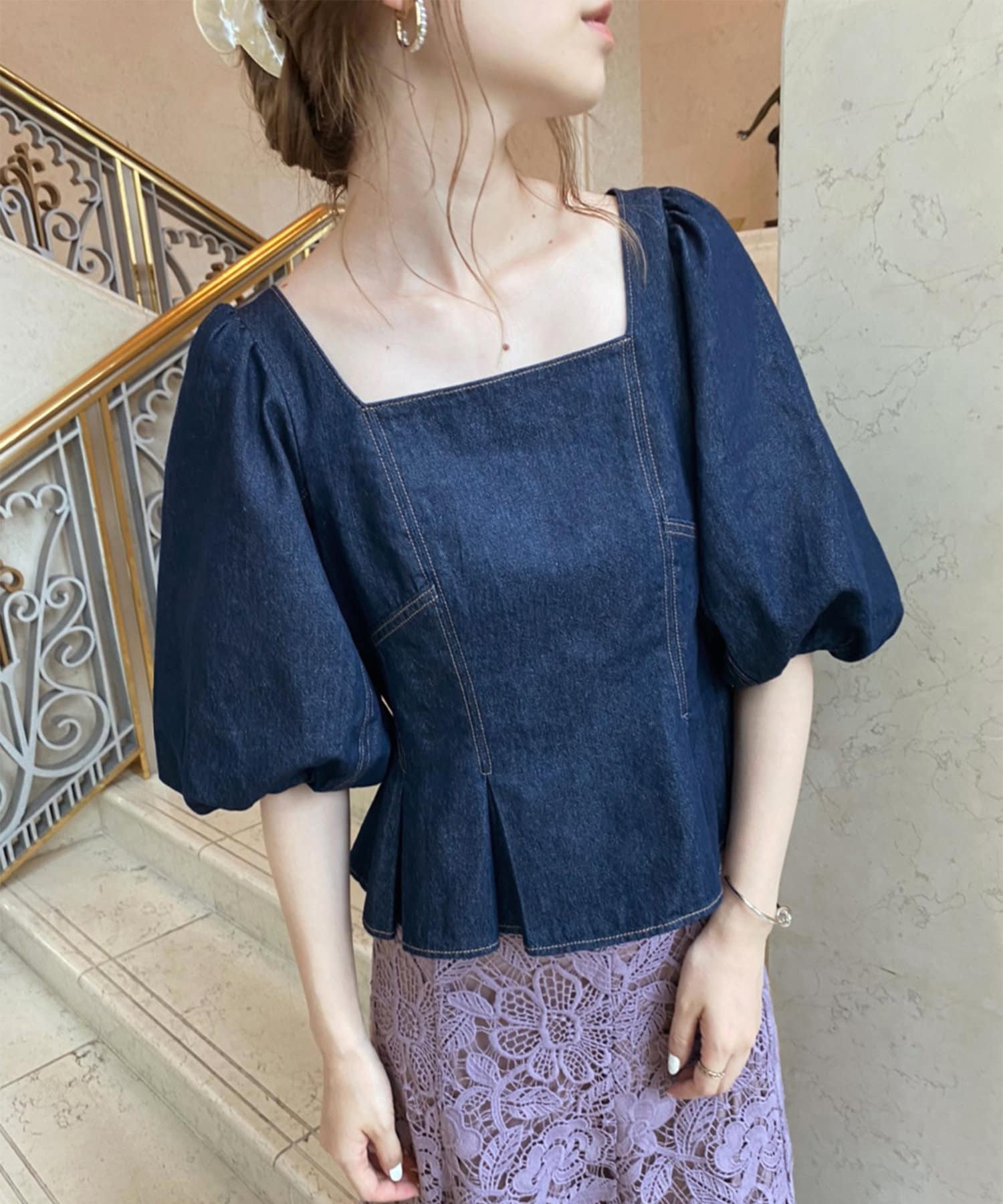 Cherie Chuu Stitch Peplum Blouse One After Another Nice Claup ワンアフターアナザー ナイスクラップ レディース Pal Closet パルクローゼット パルグループ公式ファッション通販サイト