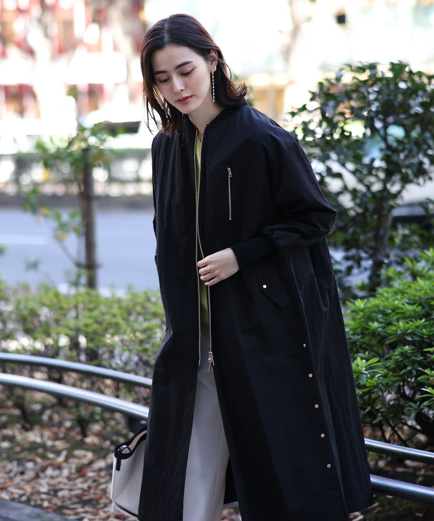 un dix cors(アンディコール) 【後ろ姿も映えるたっぷりギャザー】バックギャザーブルゾンコート