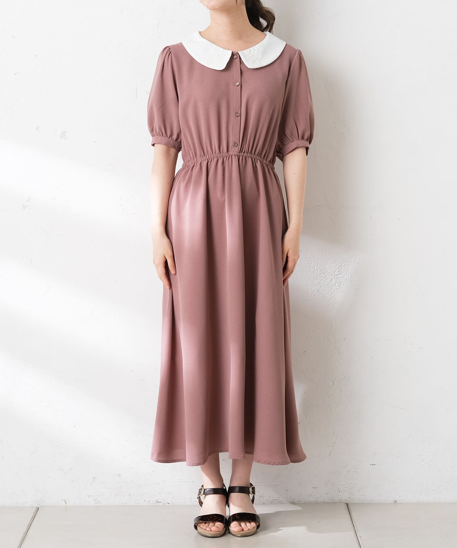 白衿刺繍ワンピース Olive Des Olive Outlet オリーブ デ オリーブ アウトレット レディース Pal Closet パルクローゼット パルグループ公式ファッション通販サイト