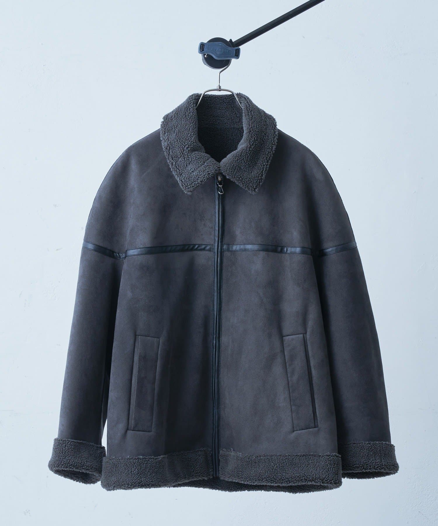 Lui’sフェイクムートンブルゾン Lui's（ルイス）の「フェイクムートンブルゾン（ブルゾン）」 - WEAR