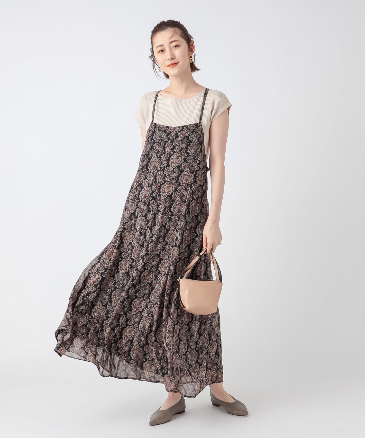 身体のラインを拾わないリラックスした着心地 ペイズリーシフォンキャミワンピース Rive Droite リヴドロワ レディース Pal Closet パルクローゼット パルグループ公式ファッション通販サイト