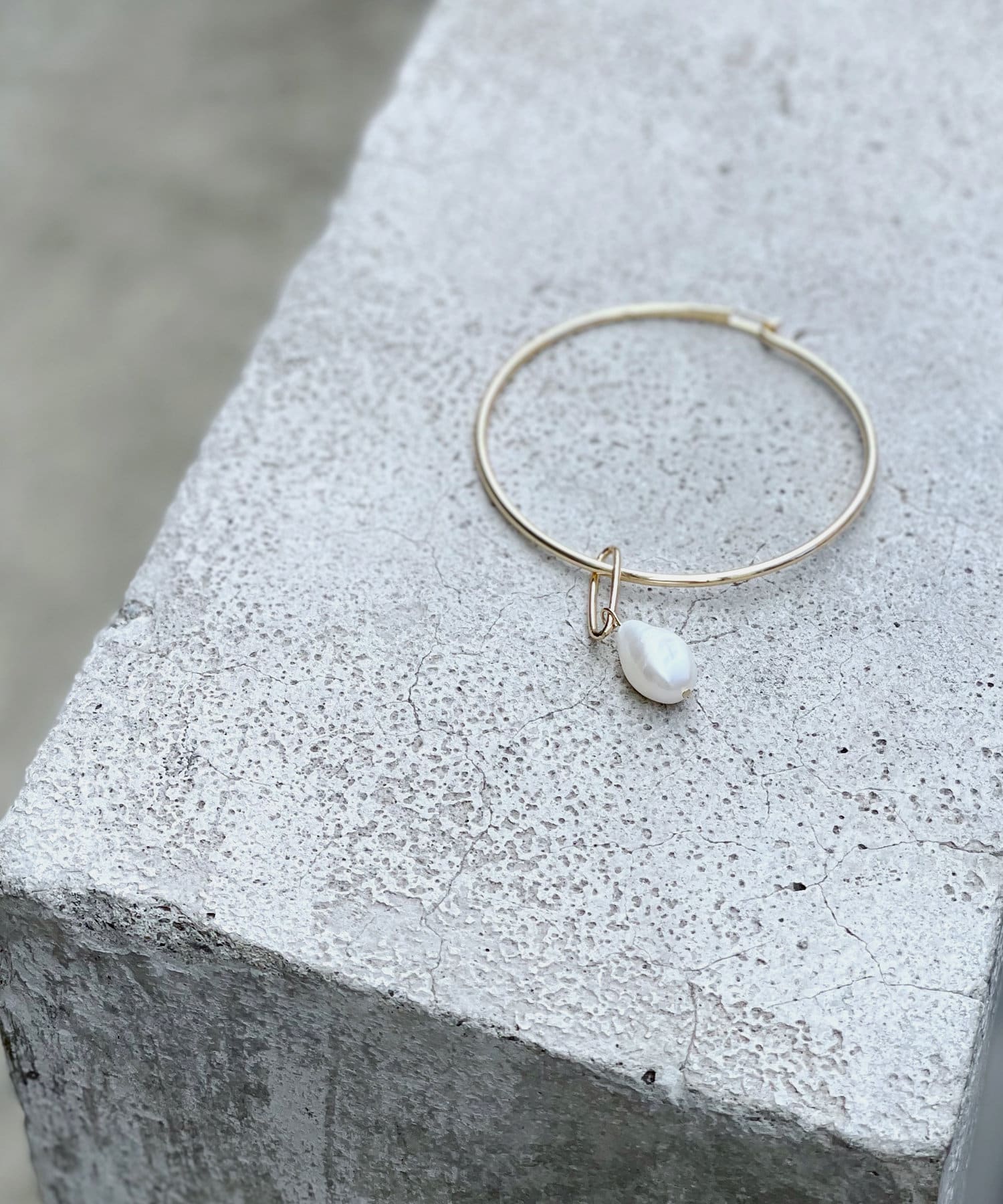 un dix cors(アンディコール) 【GOLDY（ゴールディ）】淡水パール2WAYバングル