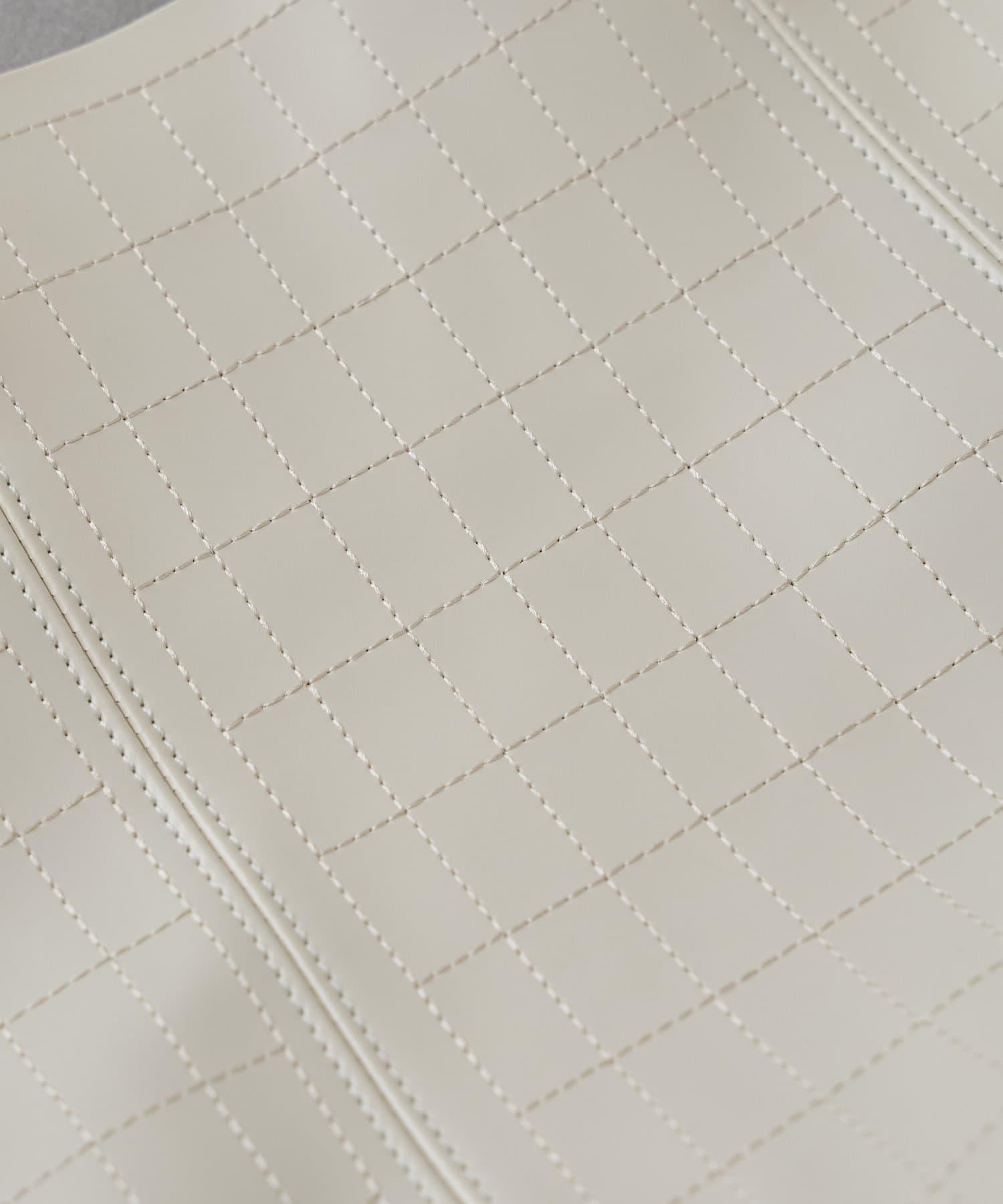 prose verse(プロズヴェール) 【A4サイズ収納可】ポーチ付きステッチ入りトートバッグ