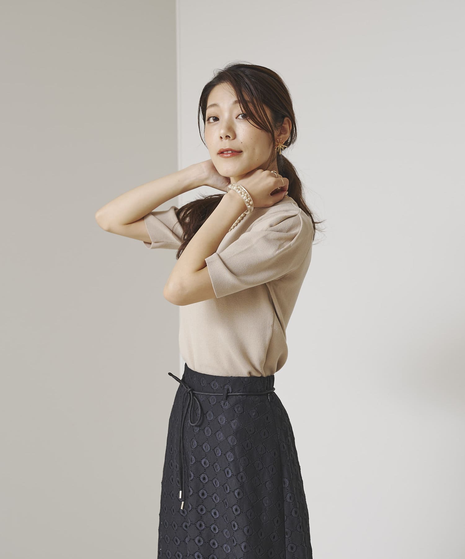 袖山タックコンパクトニット半袖プルオーバー | Chez toi