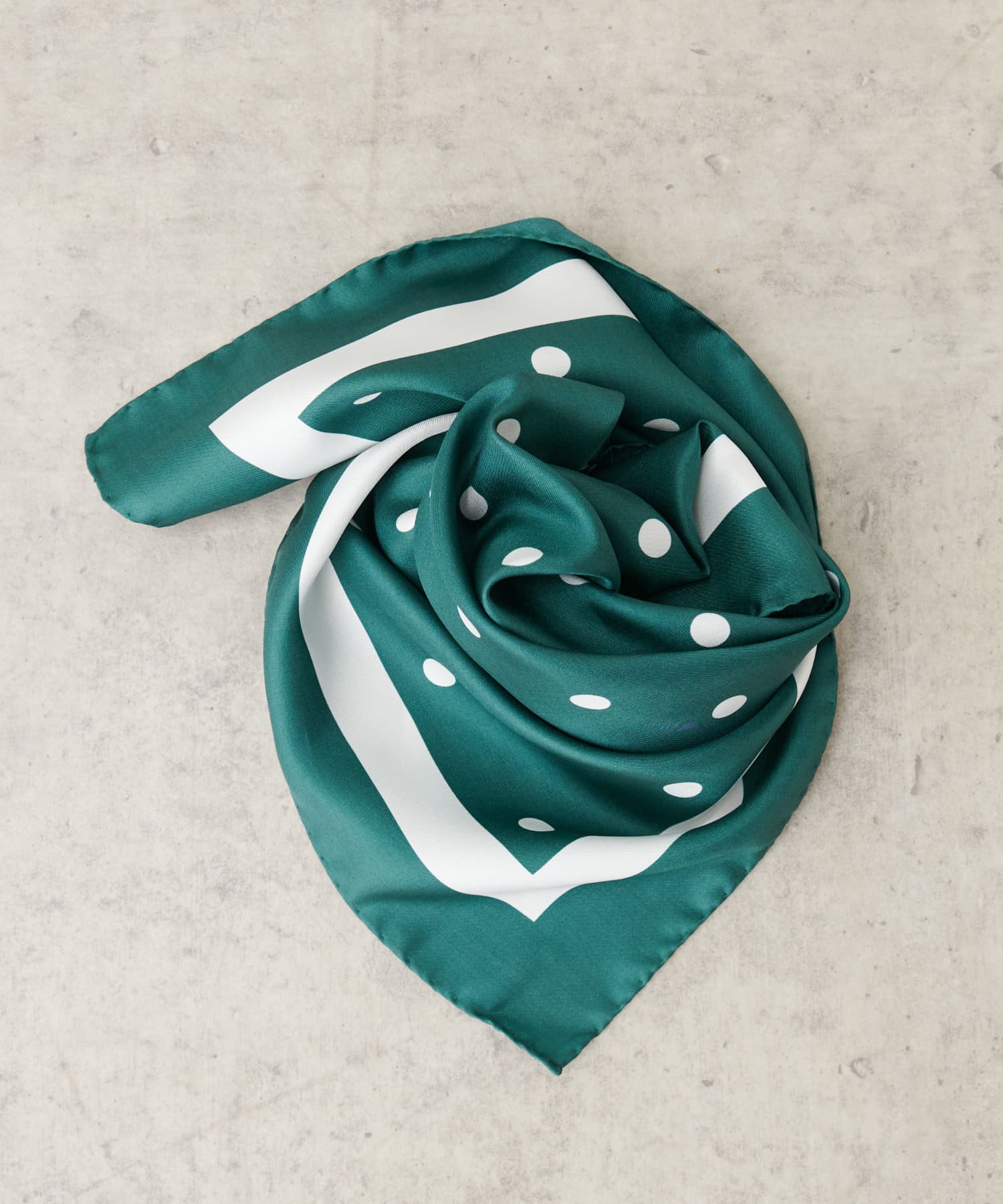 Lelle ドット柄シルクスカーフ Collage Gallardagalante コラージュ ガリャルダガランテ レディース Pal Closet パルクローゼット パルグループ公式ファッション通販サイト