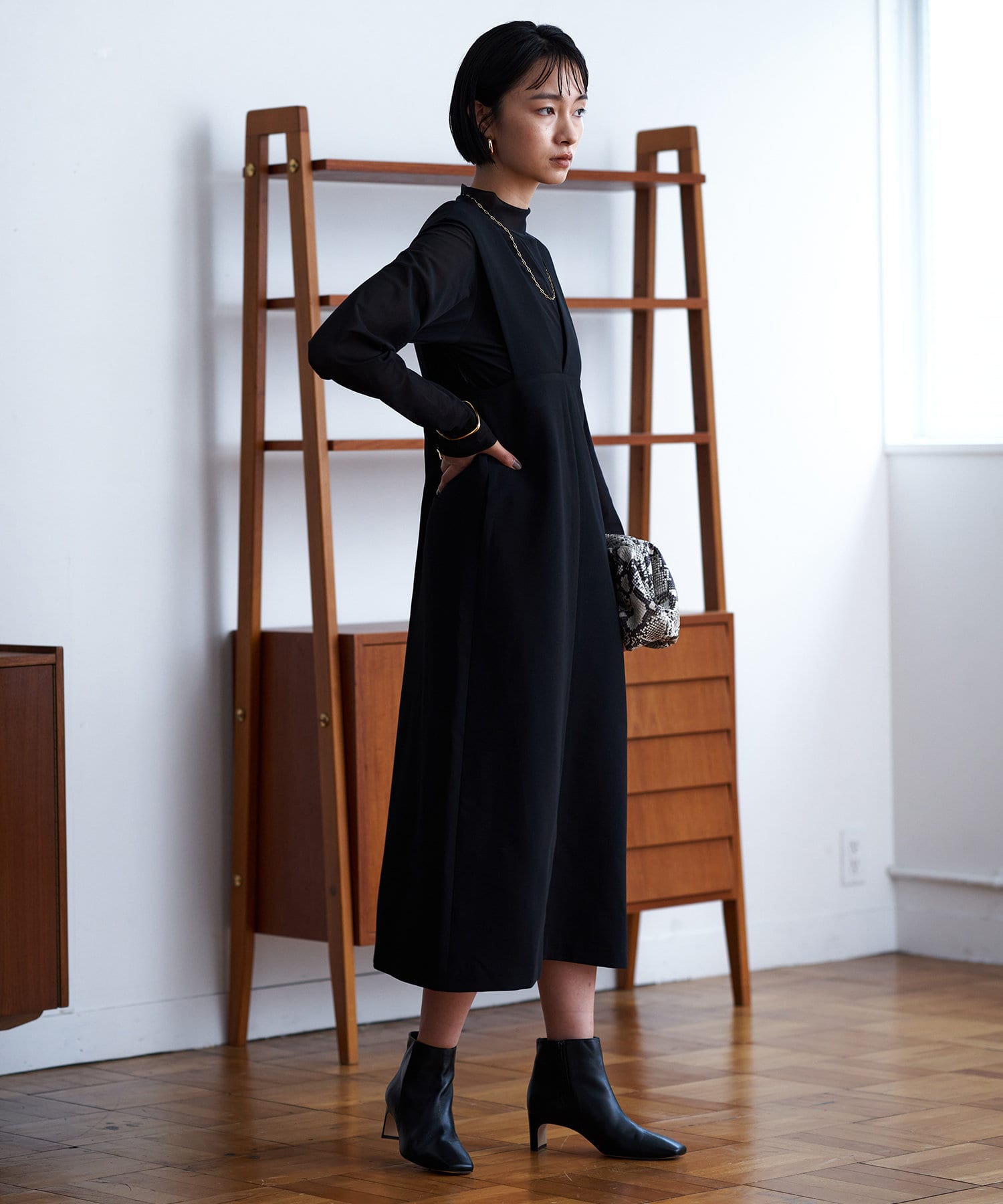 Odore オドル 深vワンピース Loungedress ラウンジドレス レディース Pal Closet パルクローゼット パルグループ公式ファッション通販サイト