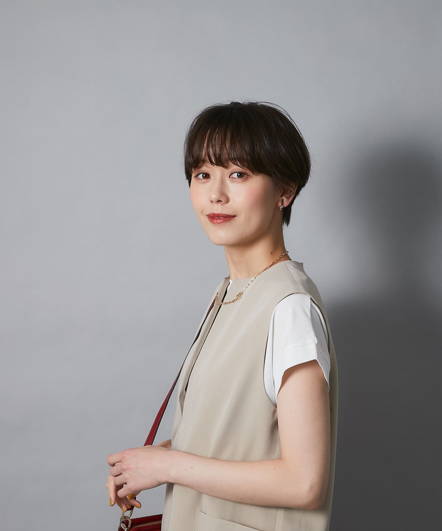 un dix cors(アンディコール) 【時短オシャレに最適】バックギャザーTブラウス