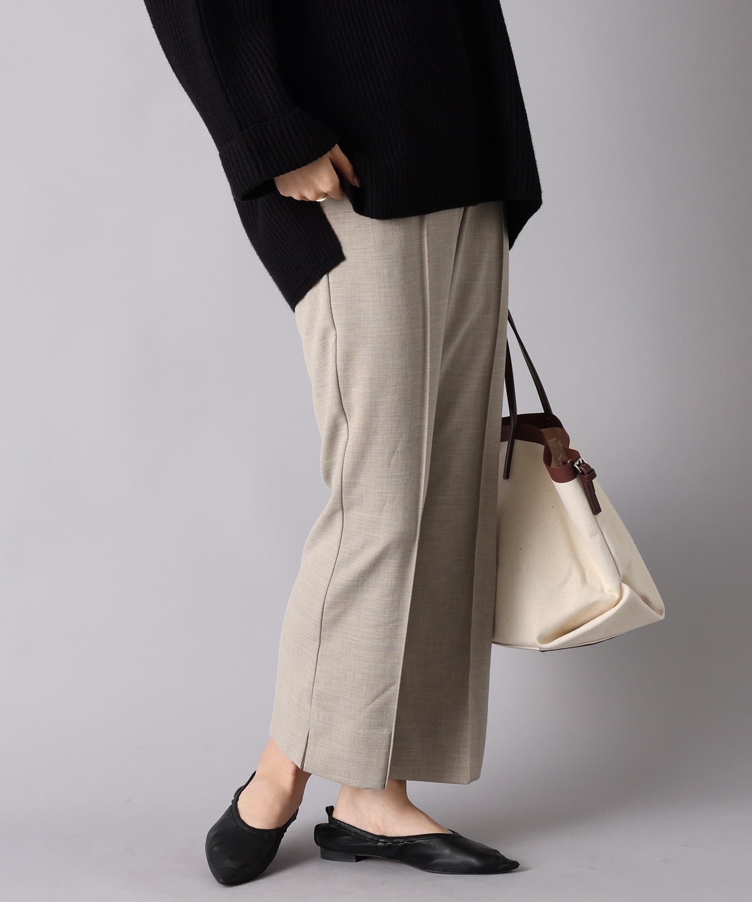 un dix cors(アンディコール) 【美脚効果抜群】テンセルシャンブレーピンタックパンツ