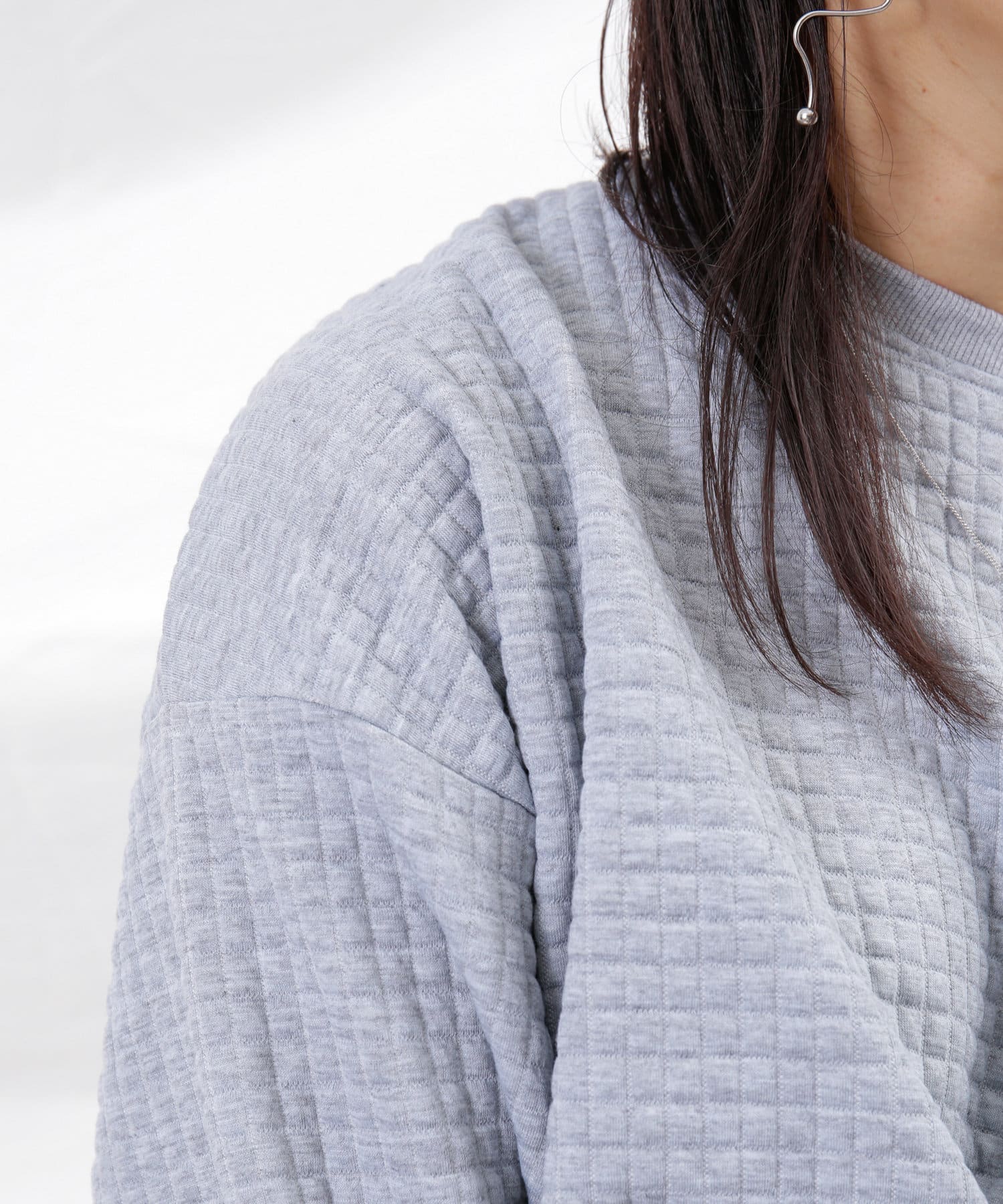 Thevon.(ゼヴォン) 【WEB限定】カットキルティングショート丈プルオーバー