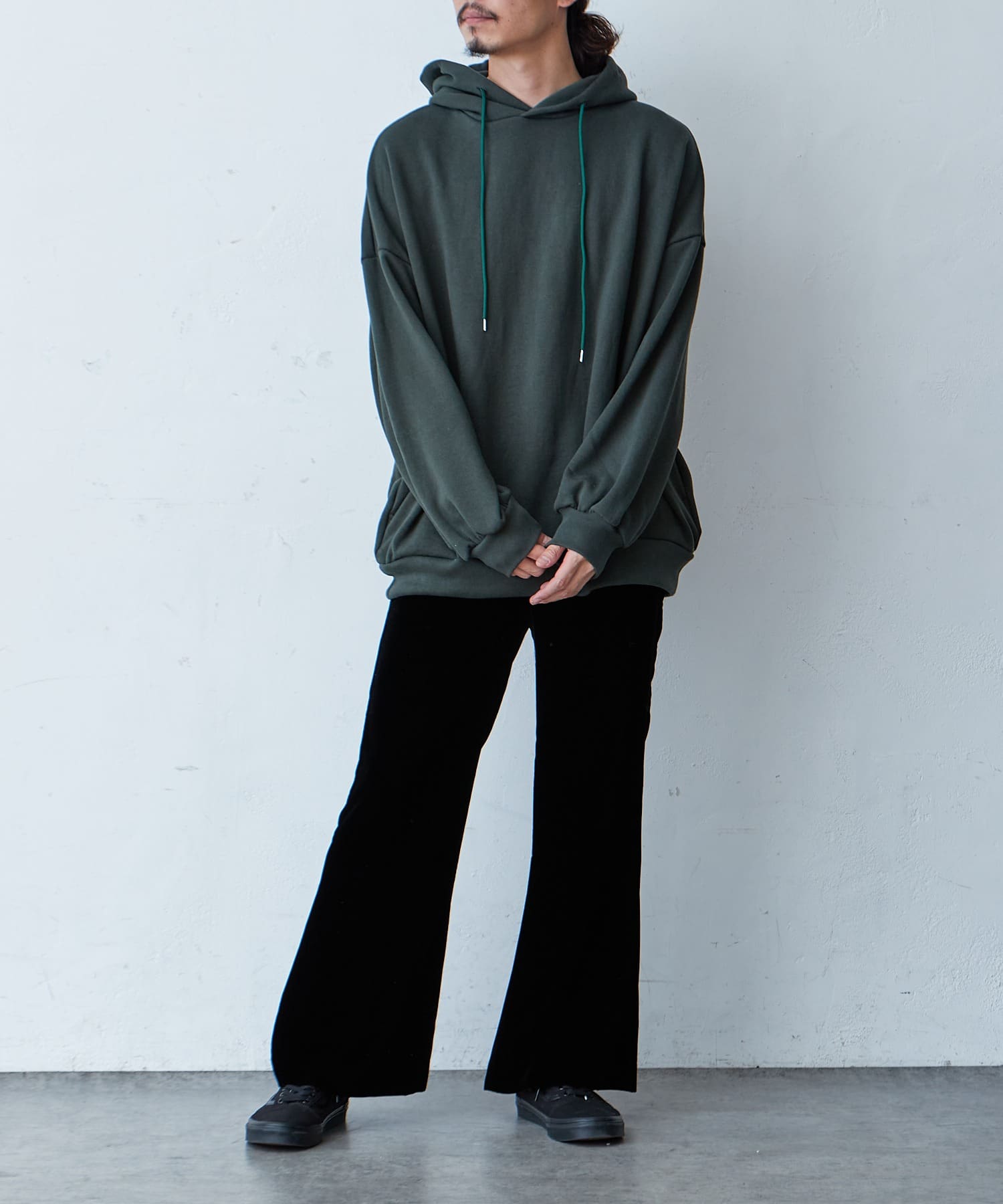 高級ベルベットワイドフレアパンツ Lui S ルイス メンズ Pal Closet パルクローゼット パルグループ公式ファッション通販サイト